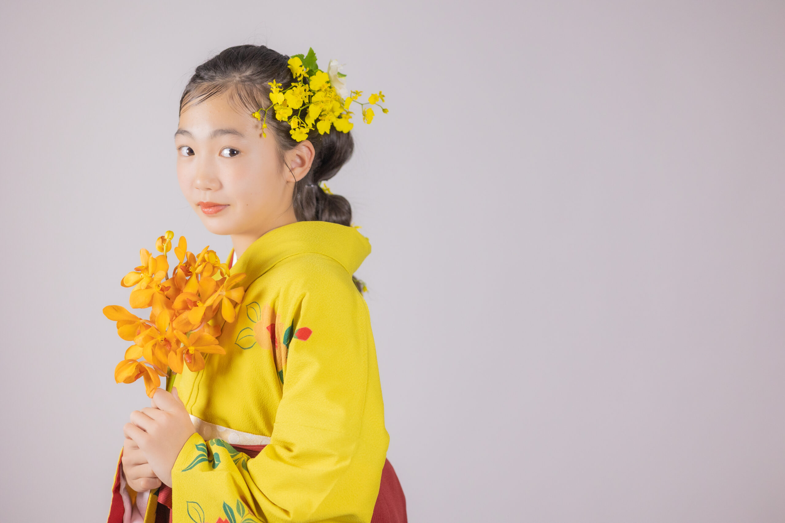 小学生も袴で華やかに